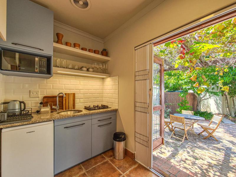 To Let 1 Bedroom Property for Rent in Constantia Western Cape
